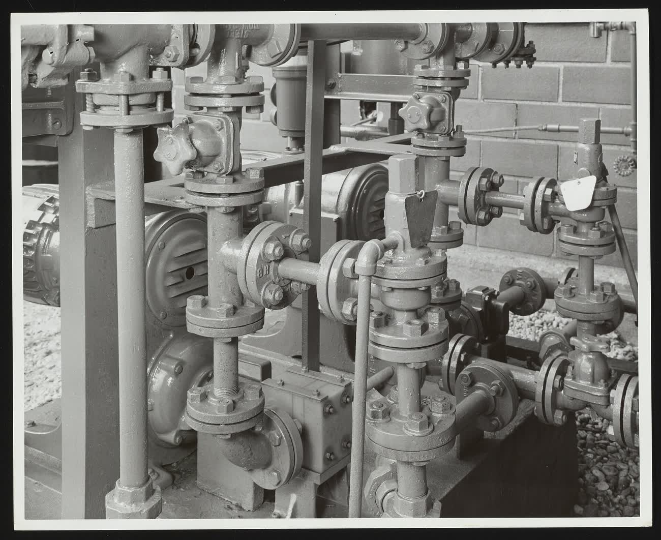 Válvulas y tuberías de proceso industrial
